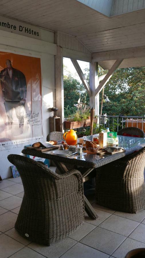 Le Dormeur Du Val Bed and Breakfast Le Mas-dʼAgenais Eksteriør billede